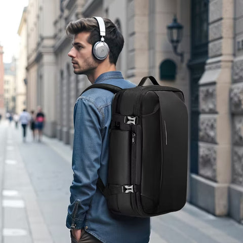 VEVOR Vacuum Travel Backpack, 65L, Expandable Vacuum Seal Compression Travel Backpack, with TSA-Approved Lock, Black (NO PUMP)